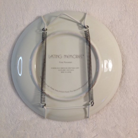 Mother Birthday Porcelain Plate;  6 1/4" with wall hanger - Picture 4 of 4